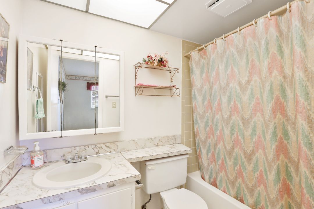 300 Forest Lakes Blvd #102, Naples, FL 34105