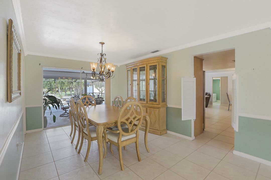 2929 SE 20th Ave, Cape Coral, FL 33904