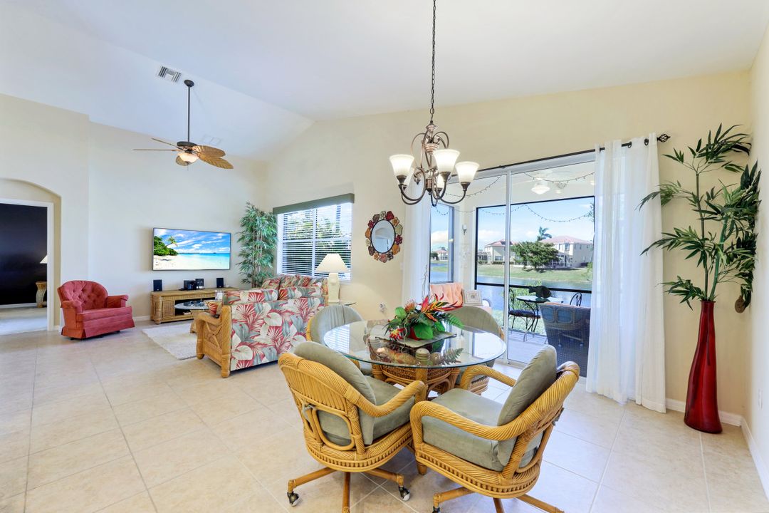 8615 Sumner Ave, Fort Myers, FL 33908