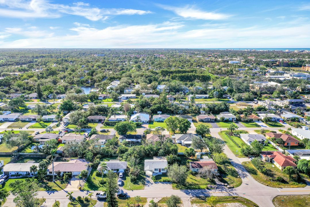 1120 S Alhambra Cir, Naples, FL 34103