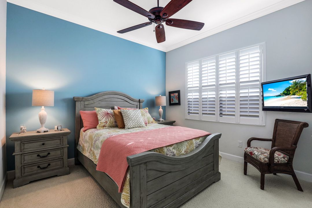 9096 Isla Bella Cir, Bonita Springs, FL 34135