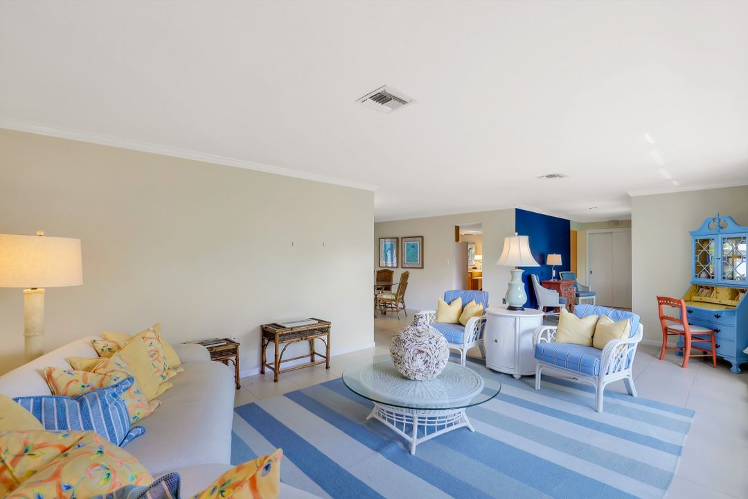 5165 Starfish Ave, Naples, FL 34103