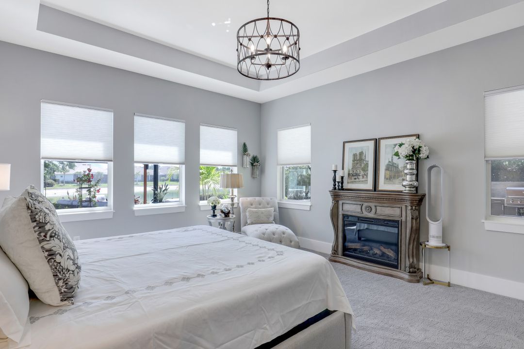 14844 Dockside Ln, Naples, FL 34114