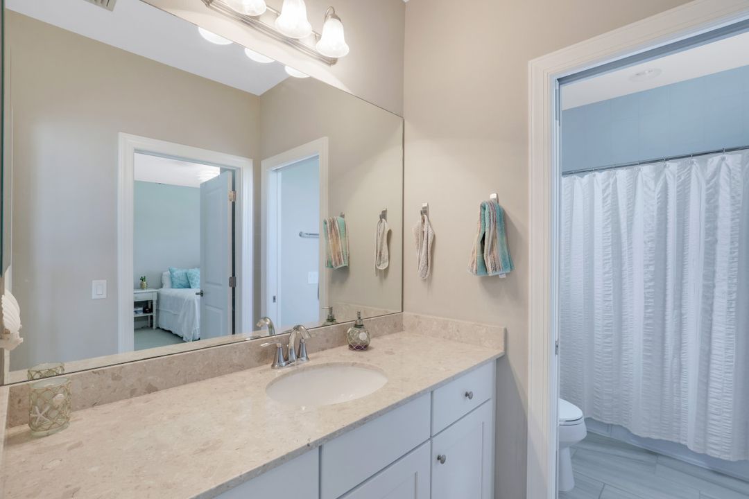 4714 Formosa Dr, Naples, FL 34119