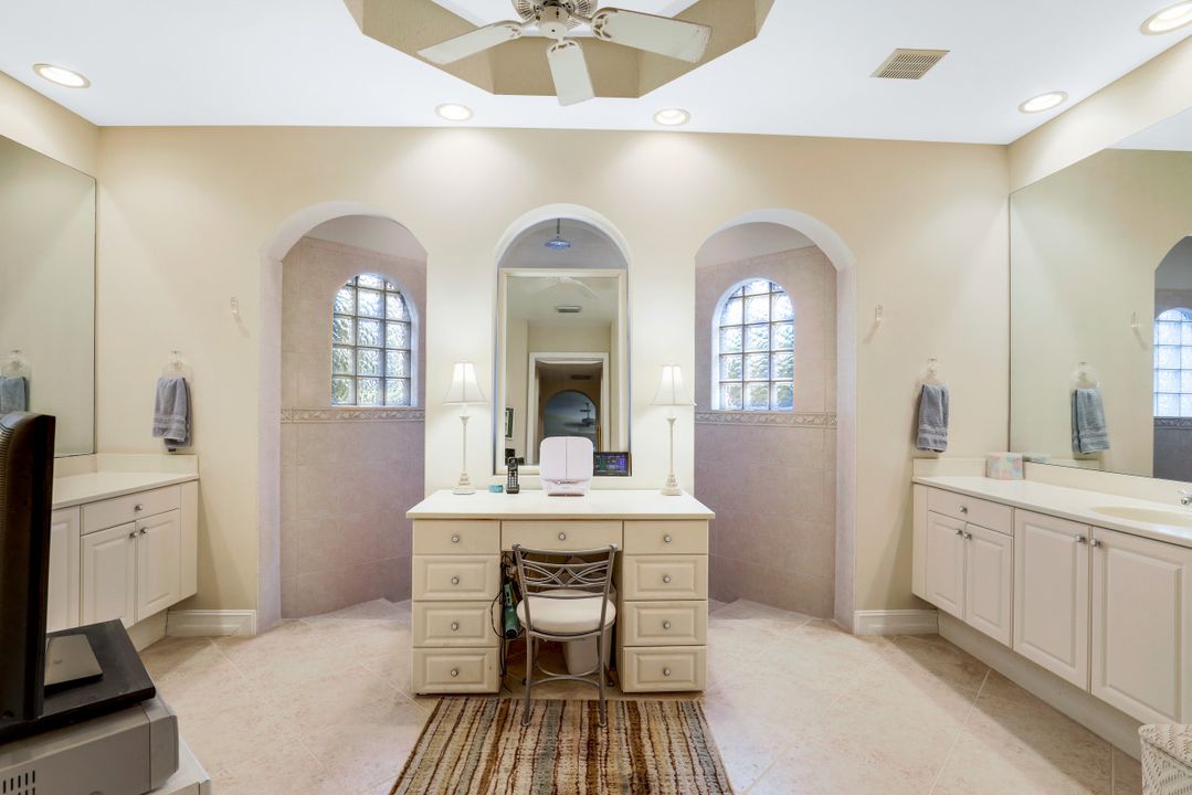 1514 Serenity Cir, Naples, FL 34110