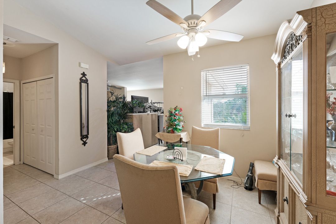 357 Robin Hood Cir #202, Naples, FL 34104