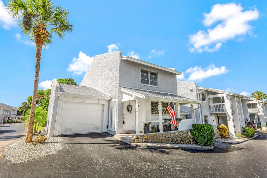 13 Watercolor Way, Naples, FL 34113