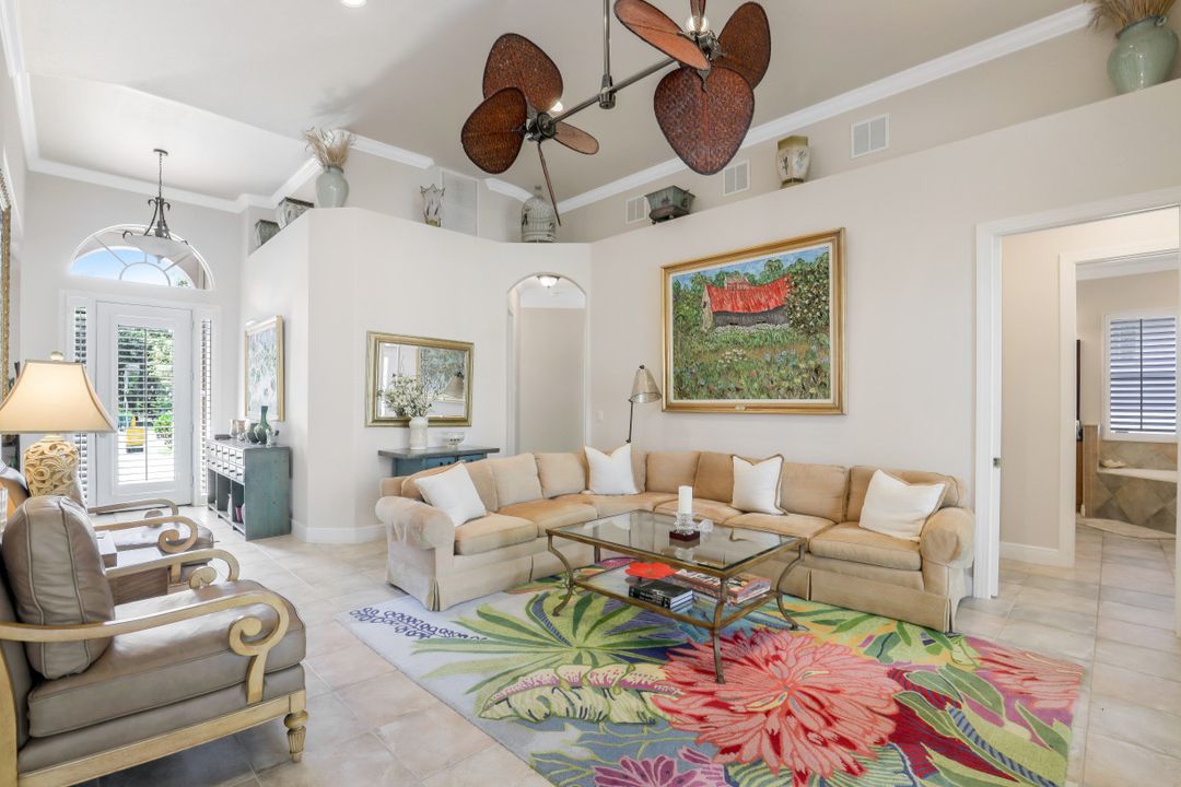 6900 Anthurium Ln, Naples, FL 34113