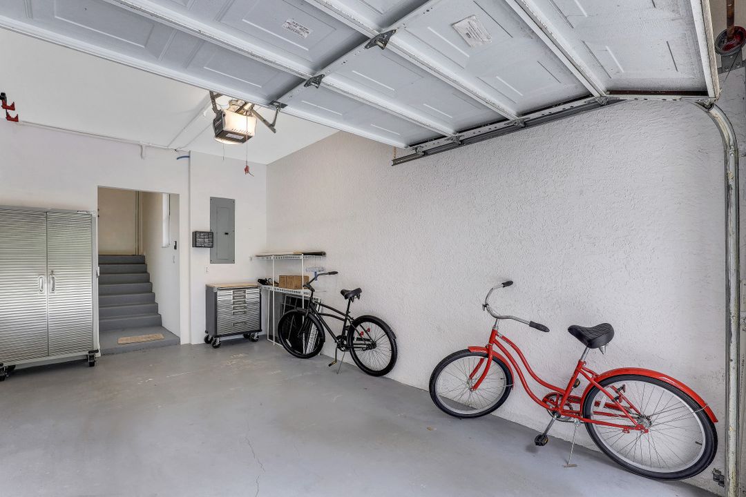 24820 Lakemont Cove Ln #201, Bonita Springs, FL 34134