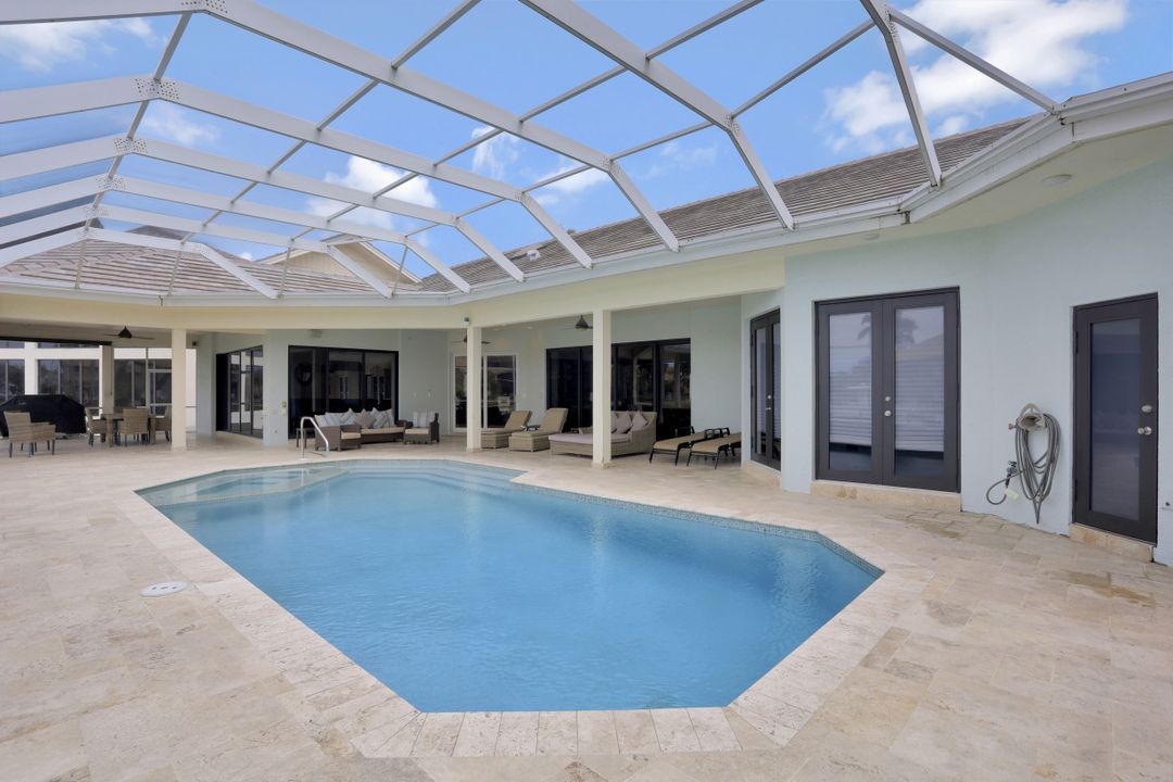 850 Eubanks Ct, Marco Island, FL 34145