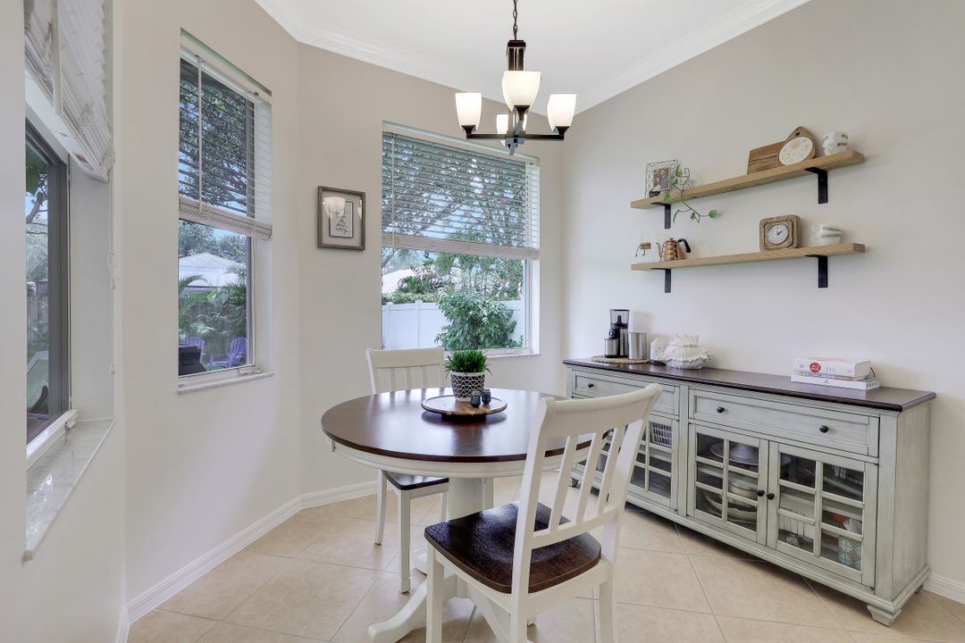 8392 Laurel Lakes Blvd, Naples, FL 34119