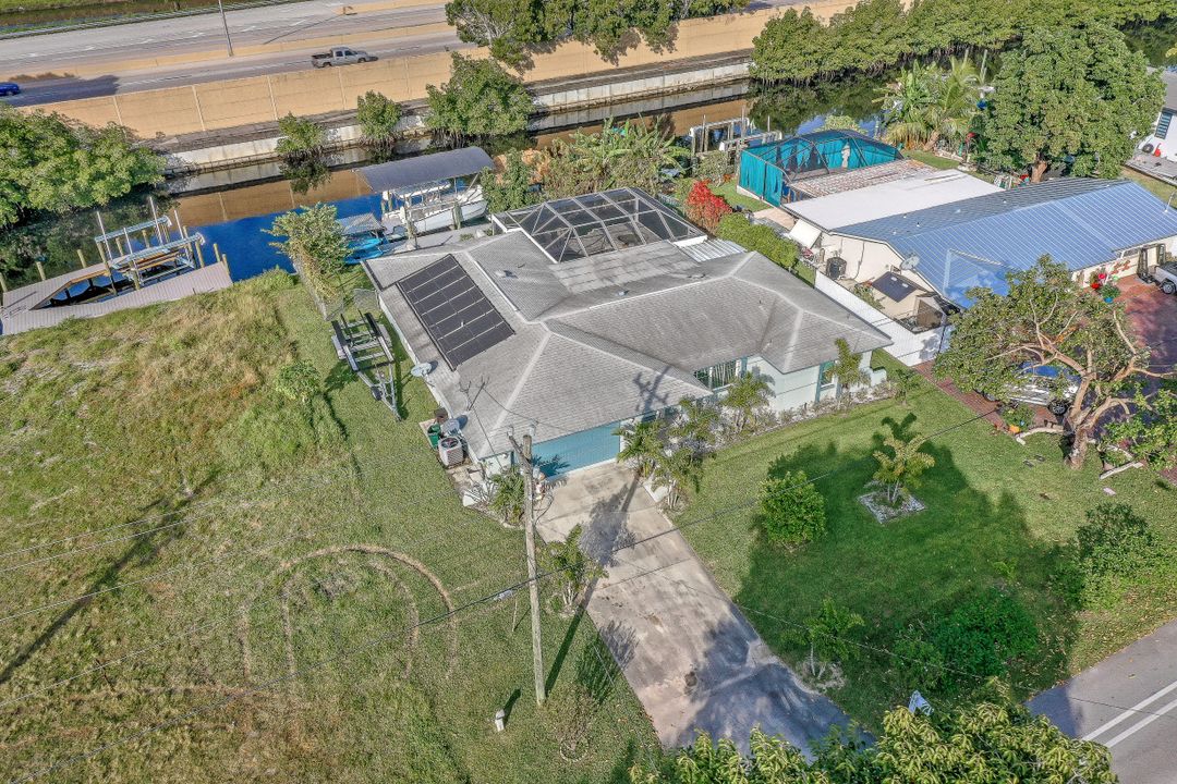 1847 Everest Pkwy, Cape Coral, FL 33904