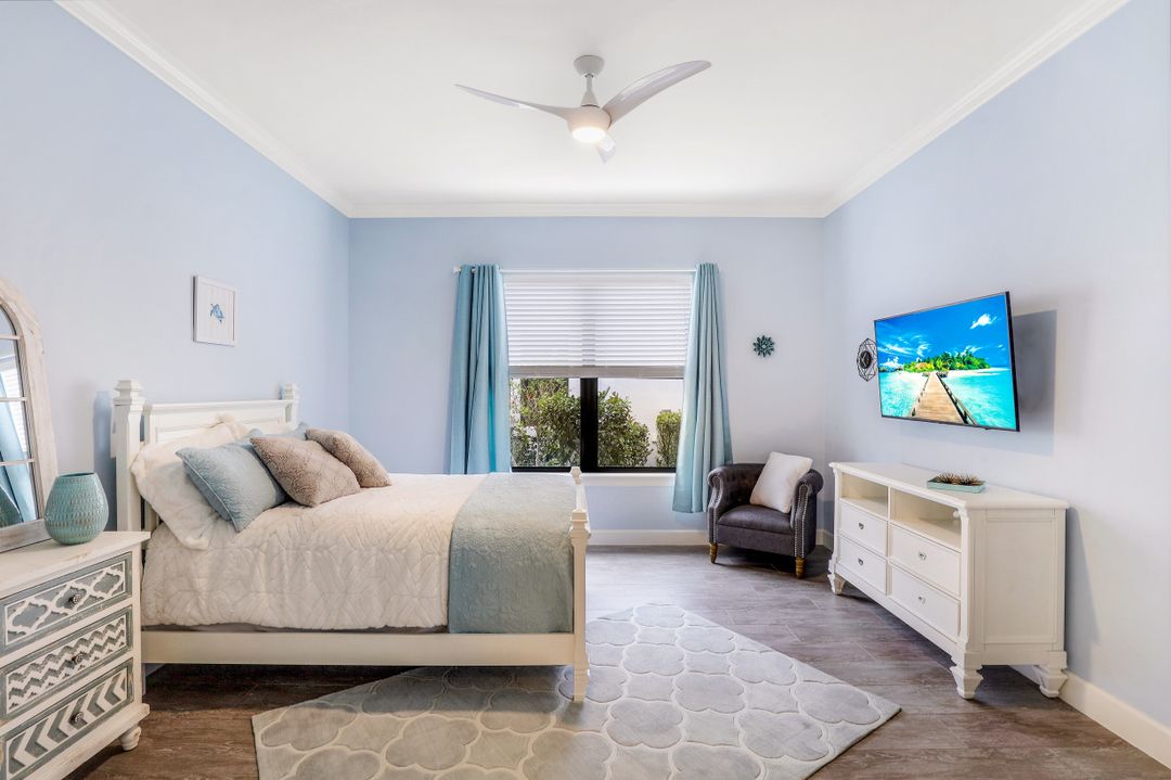 3254 Belon Ln, Naples, FL 34114