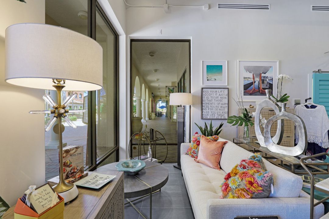 760 N Collier Blvd #102, Marco Island, FL 34145