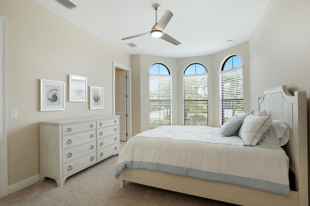 12774 Dundee Ln, Naples, FL 34120