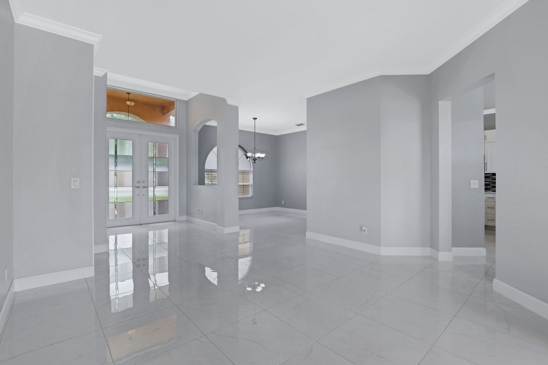 4560 22nd St NE, Naples, FL 34120