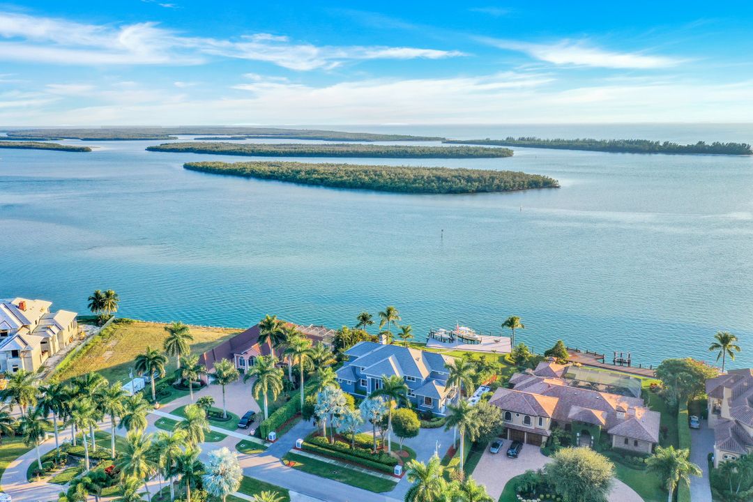 1461 Caxambas Ct, Marco Island, FL 34145