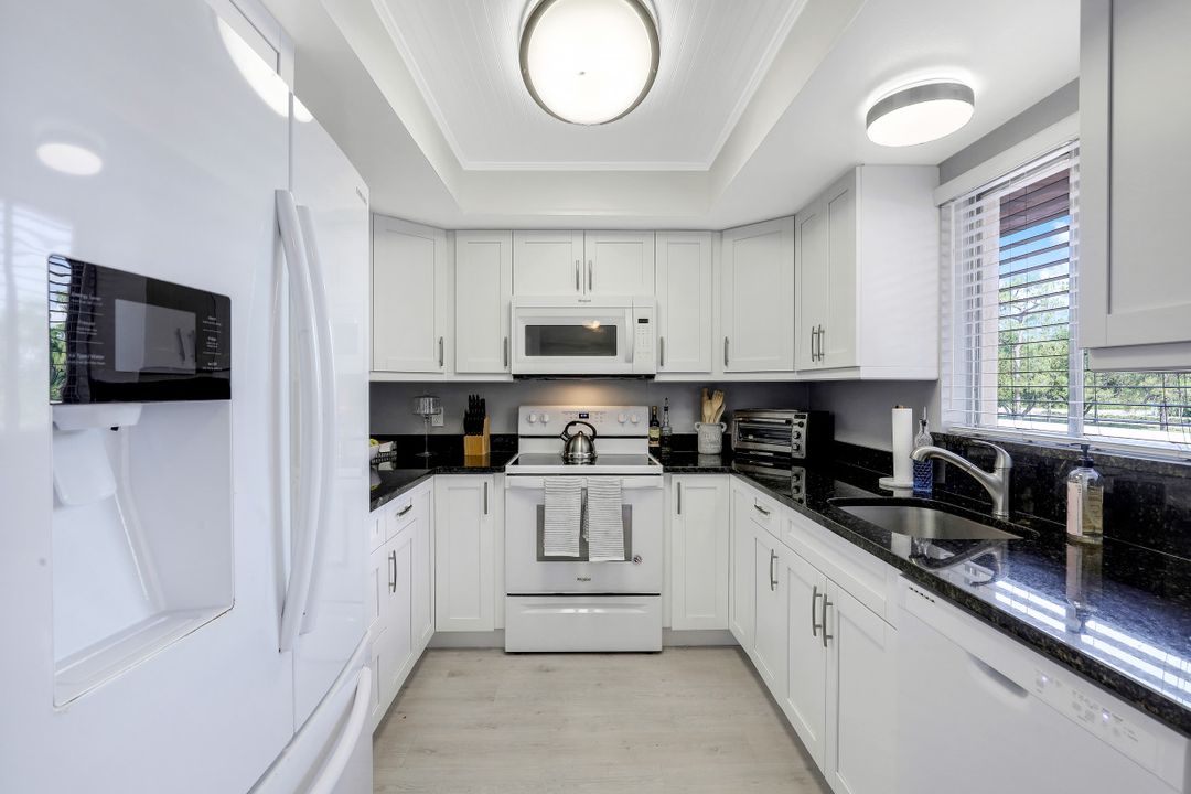 5651 Rattlesnake Hammock Rd #201C, Naples, FL 34113