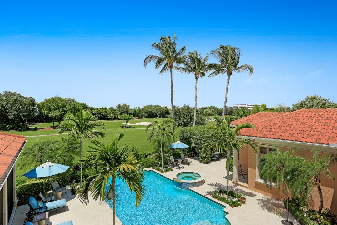 9779 Bent Grass Bend, Naples, FL 34108