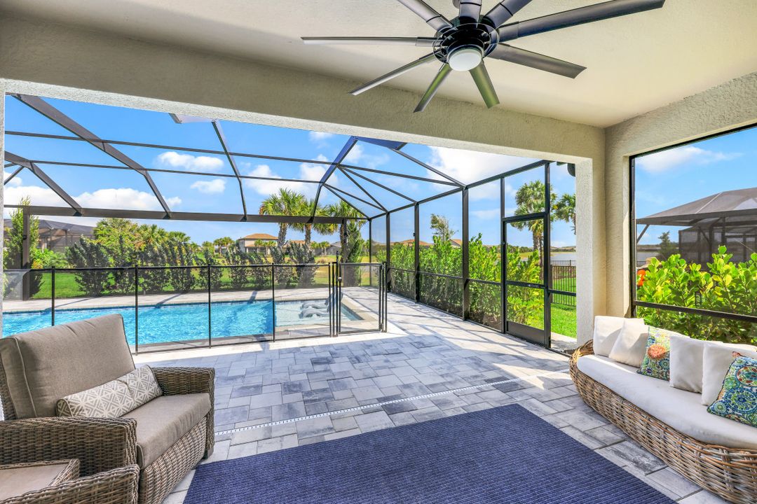 19835 Beechcrest Pl, Estero, FL 33928