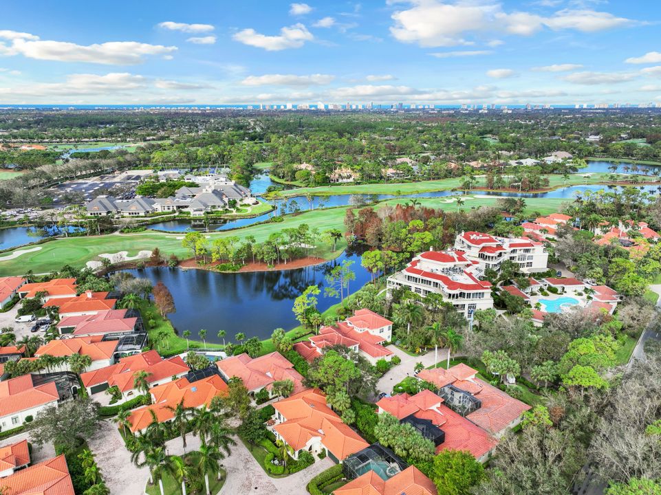 2547 Avila Ln, Naples, FL 34105