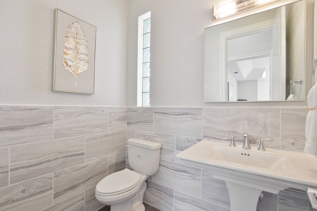 2200 El Dorado Pkwy W, Cape Coral, FL 33914