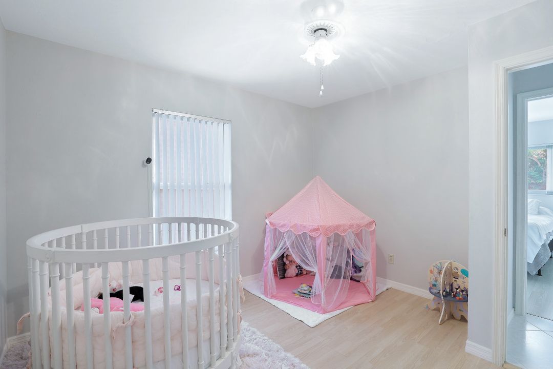 217 Bermuda Rd, Marco Island, FL 34145