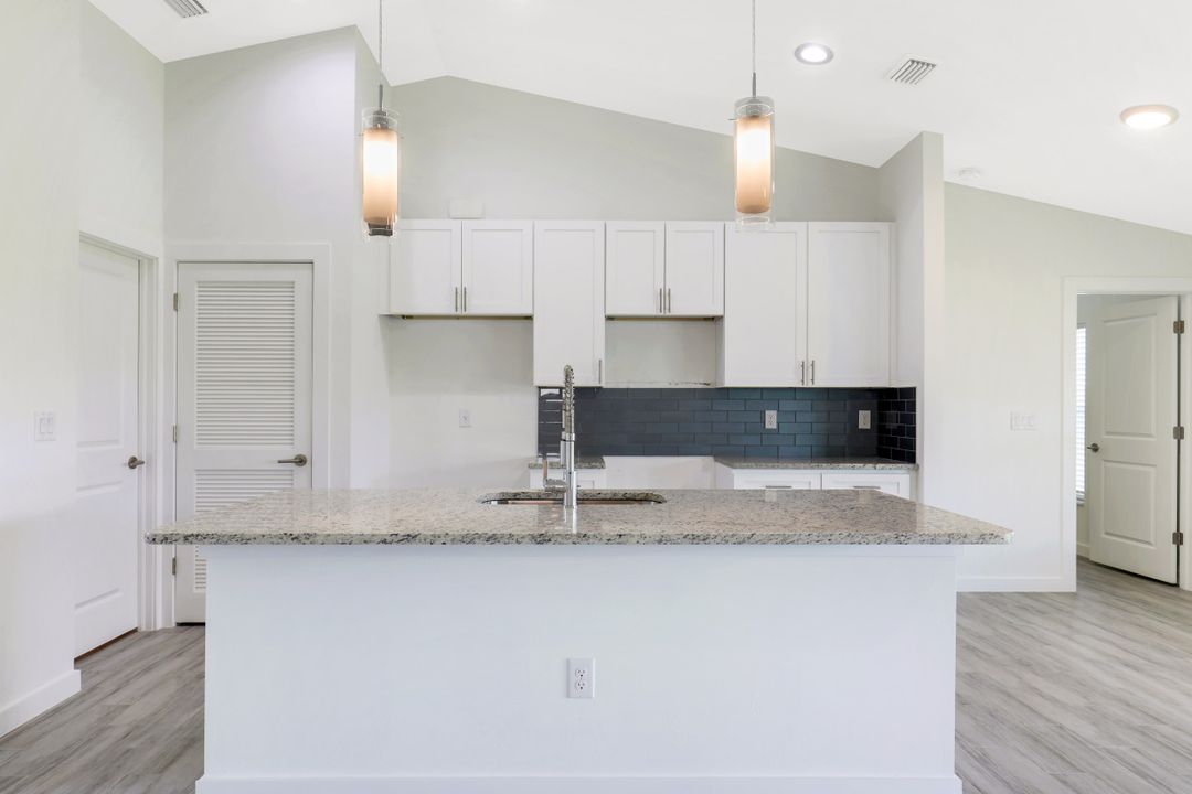 3107 35th St SW, Lehigh Acres, FL 33976