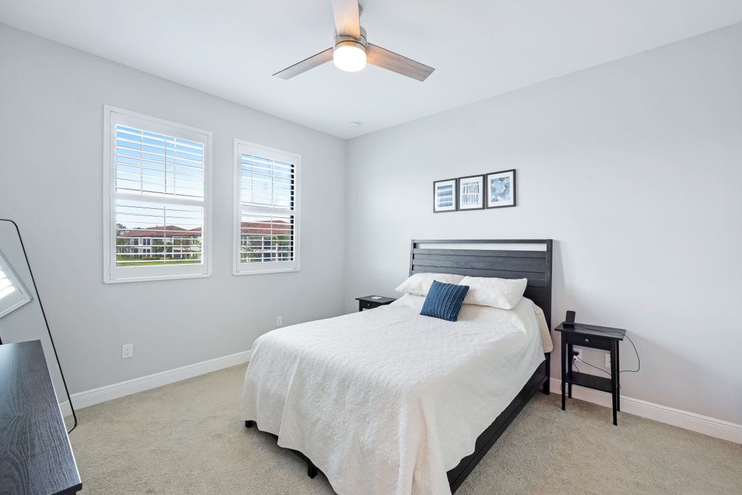 15130 Palmer Lake Cir #203, Naples, FL 34109