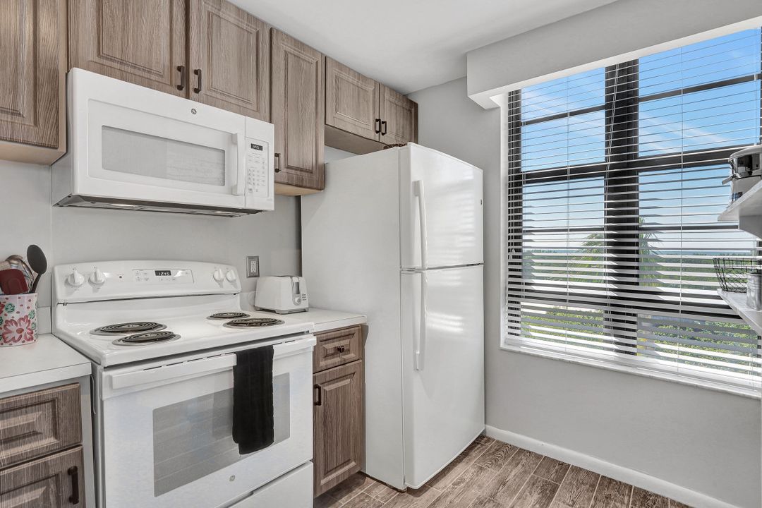 440 Seaview Ct #312, Marco Island, FL 34145