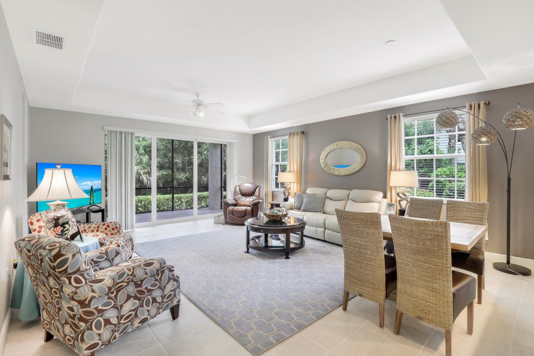 7849 Hawthorne Terrace #802, Naples, FL 34113