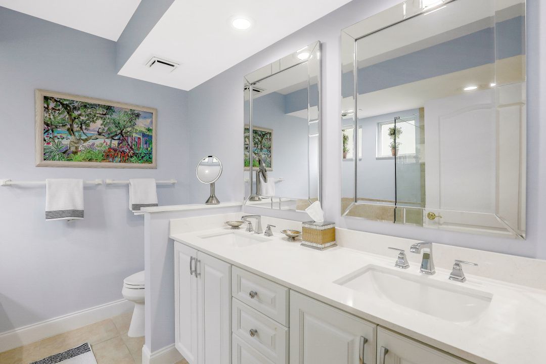 5801 Glencove Dr #503, Naples, FL 34108