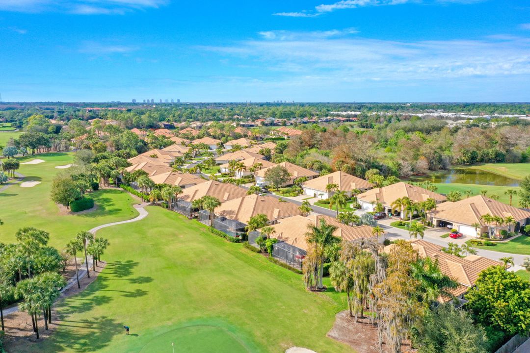 12756 Fox Ridge Dr, Bonita Springs, FL 34135