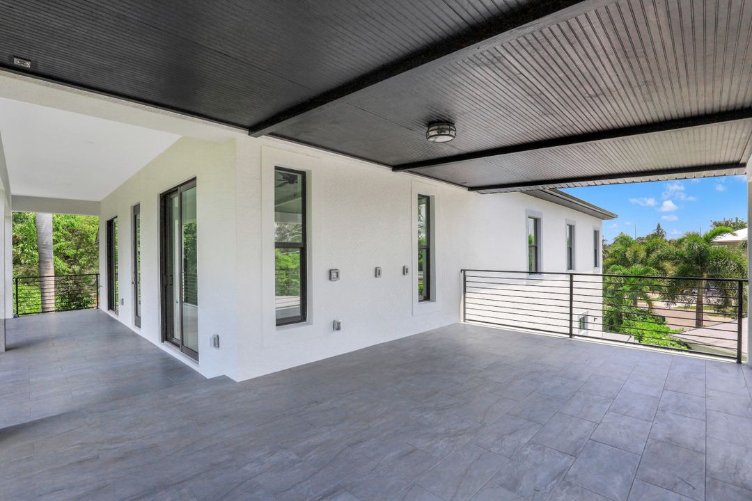 4064 Full Moon Ct, Naples, FL 34112