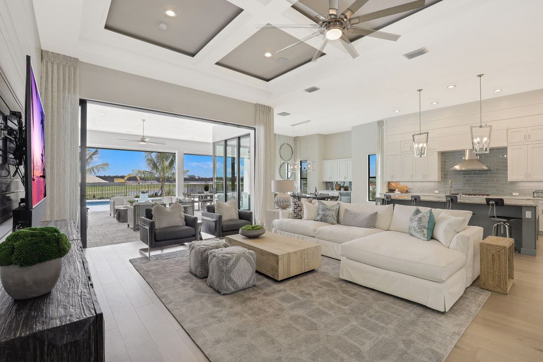 10461 Trevi Isle Way, Miromar Lakes, FL 33913