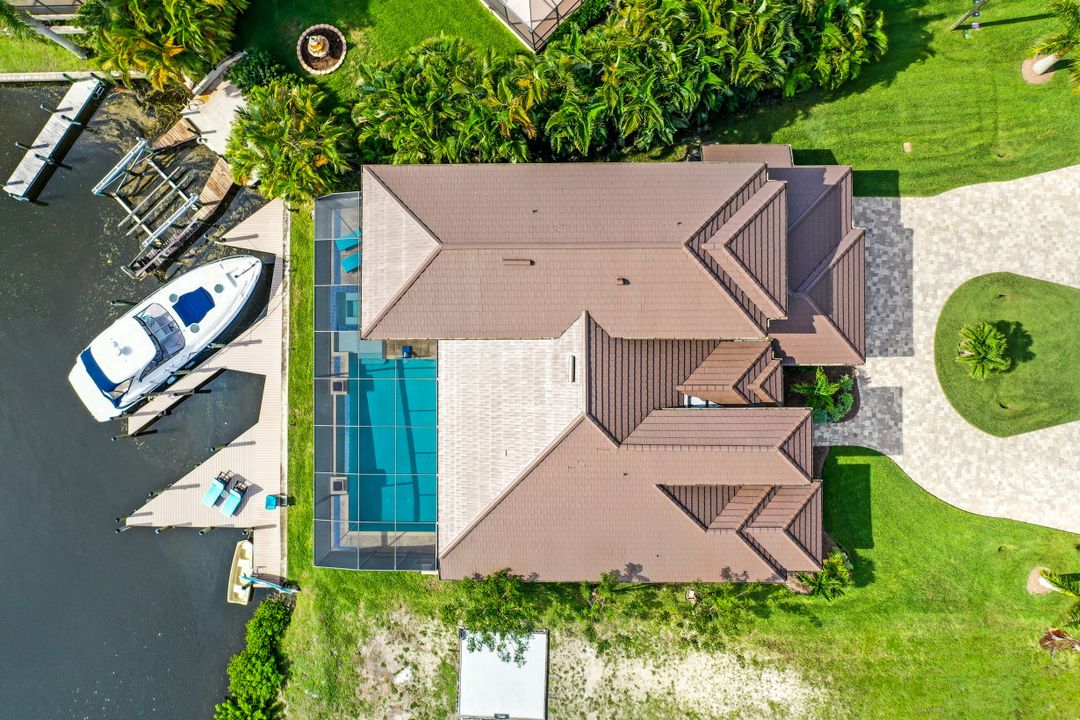 5423 SW 28th Pl, Cape Coral, FL 33914