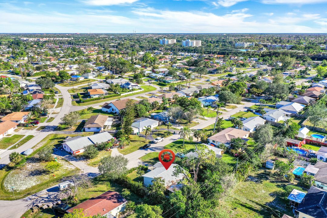 1120 S Alhambra Cir, Naples, FL 34103