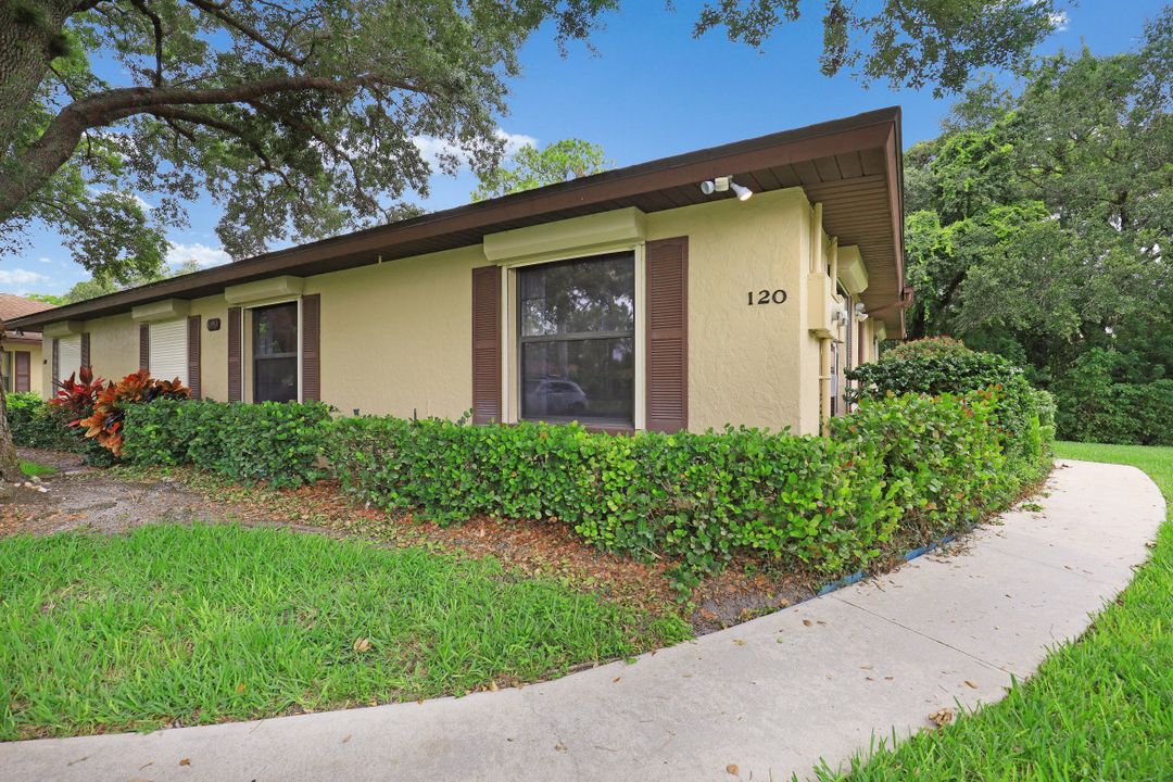 10953 Leitner Creek #120, Bonita Springs, FL 34135