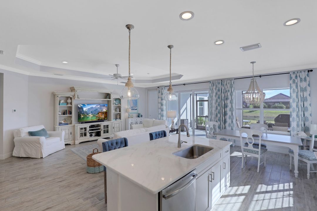 19874 Coconut Harbor Cir, Fort Myers, FL 33908