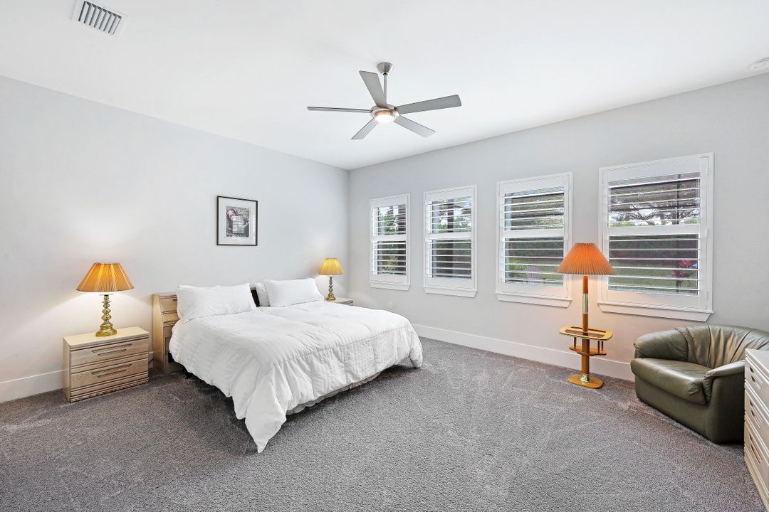 14628 Regatta Ln, Naples, FL 34114