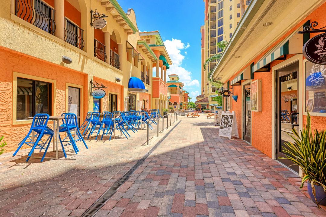 5781 Cape Harbour Dr #605, Cape Coral, FL 33914