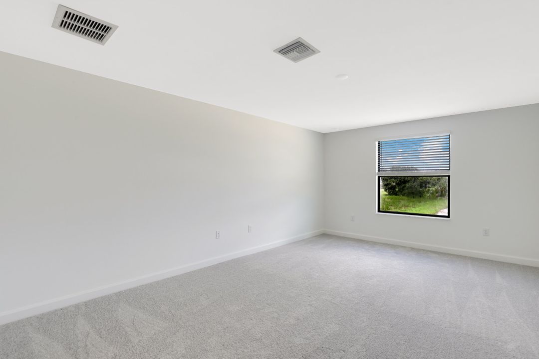 11350 Timber Creek Dr, Fort Myers, FL 33913