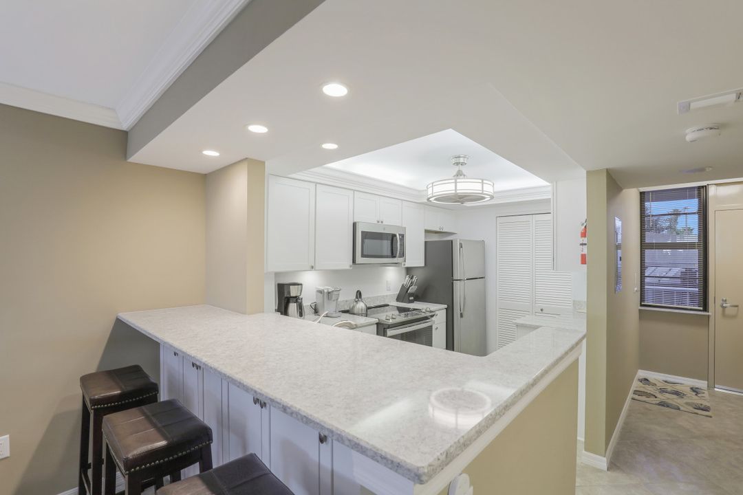 440 Seaview Ct #104, Marco Island, FL 34145