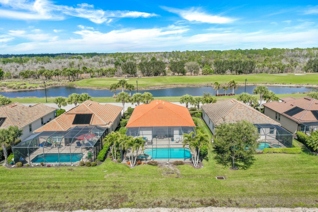 9463 Quarry Dr, Naples, FL 34120