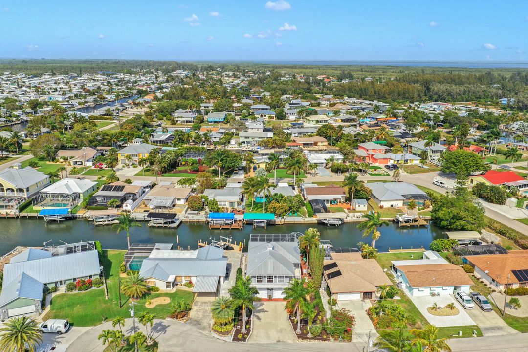 3706 Ruby Ave, Saint James City, FL 33956