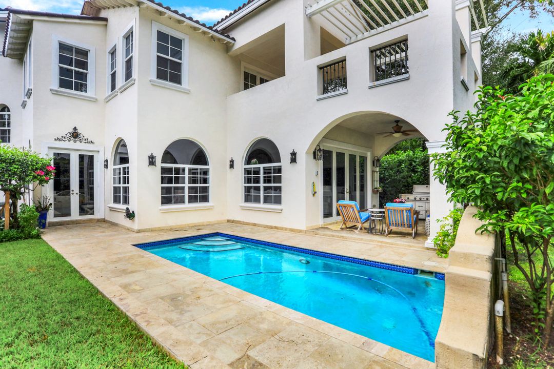 1539 Plasentia Ave, Coral Gables, FL 33134