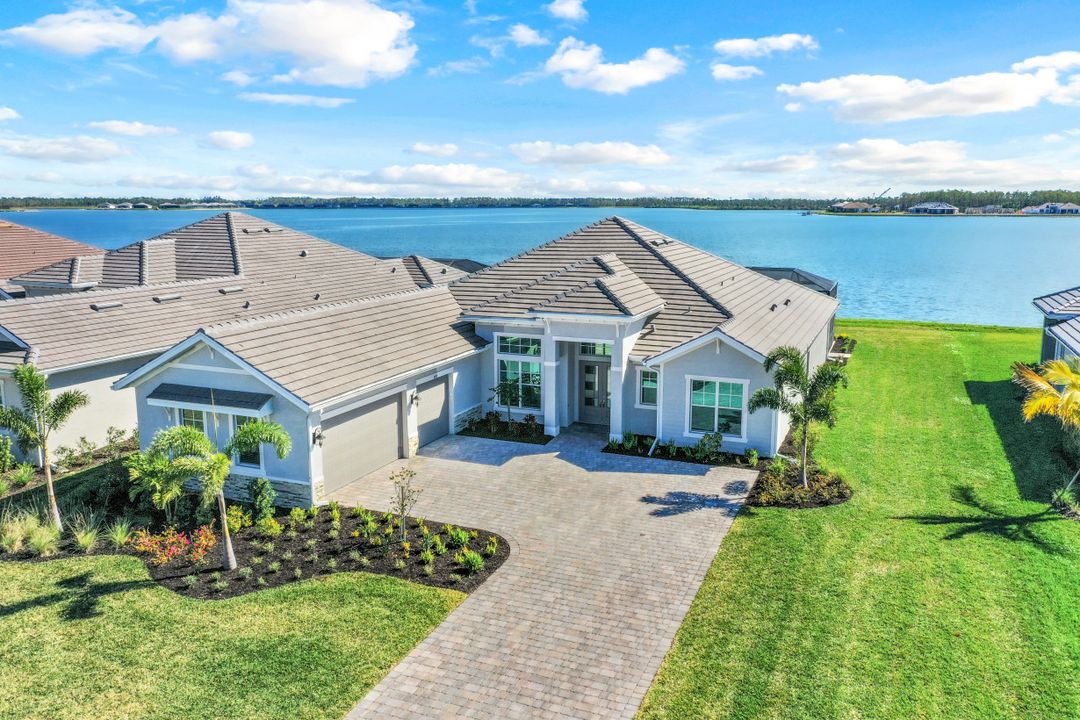 18837 WildBlue Blvd, Fort Myers, FL 33913