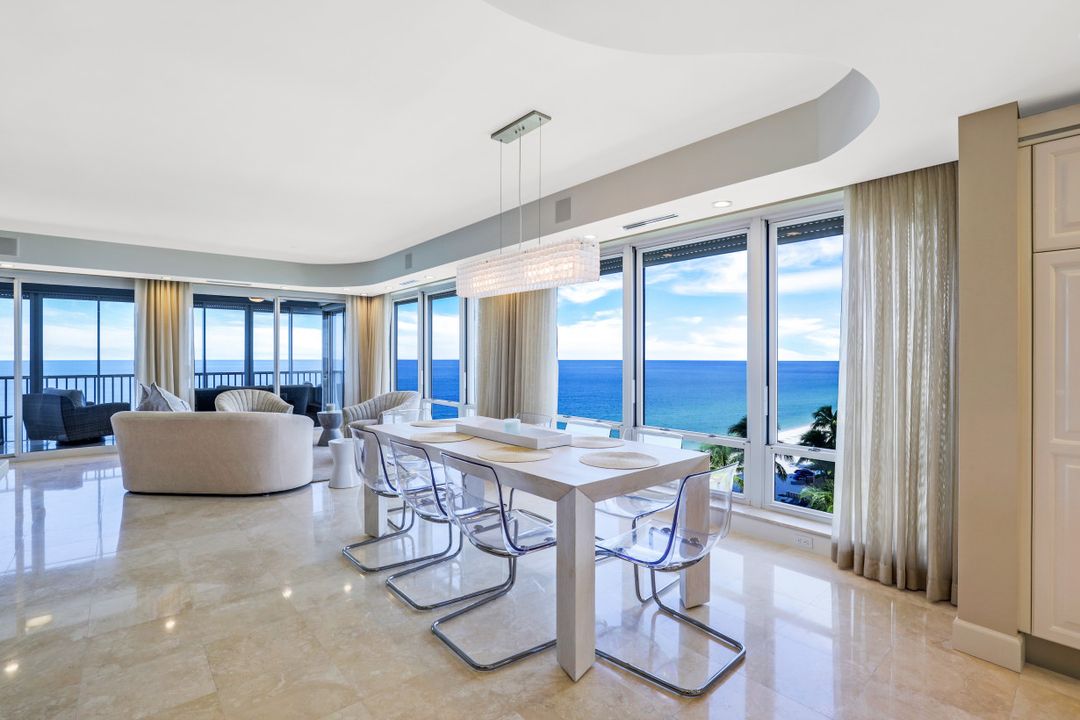 9811 Gulf Shore Dr, Naples, FL 34108