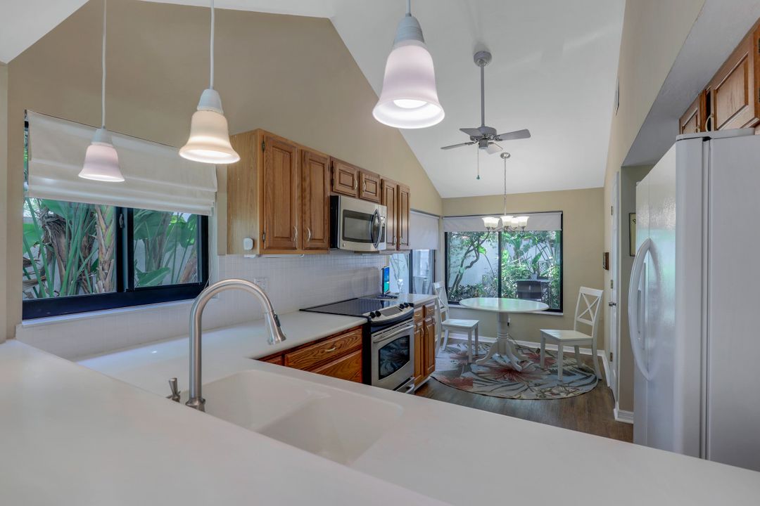 13244 Wedgefield Dr, Naples, FL 34110