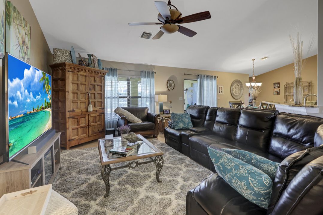 5011 SW 22nd Pl, Cape Coral, FL 33914